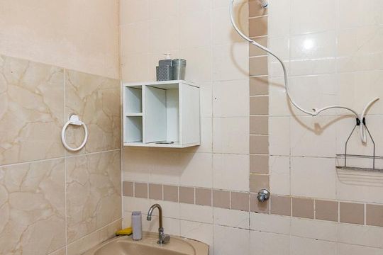 Banheiro de kitnet/studio para alugar com 1 quarto, 20m² em Padre Eustáquio, Belo Horizonte
