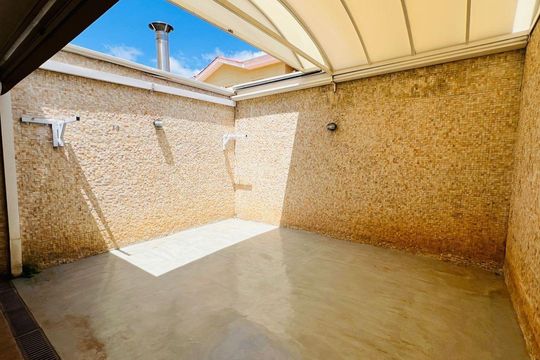 Casa à venda com 2 quartos, 78m² em Medeiros, Jundiaí