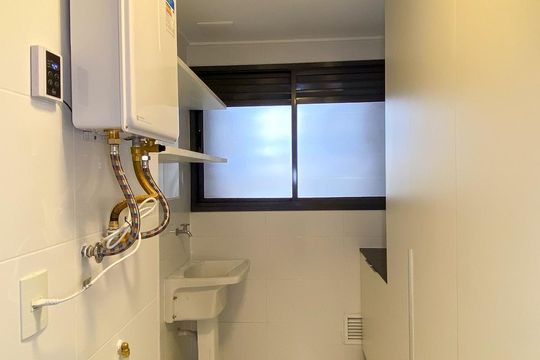 Área de Serviço de apartamento para alugar com 3 quartos, 196m² em Chácara Santo Antônio (zona Sul), São Paulo