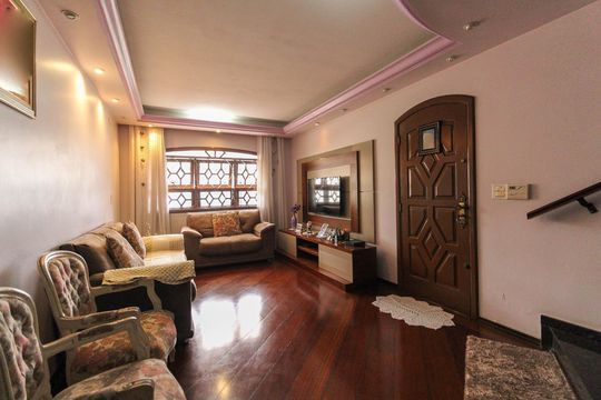 Casa à venda com 3 quartos, 210m² em Jardim Nossa Senhora do Carmo, São Paulo