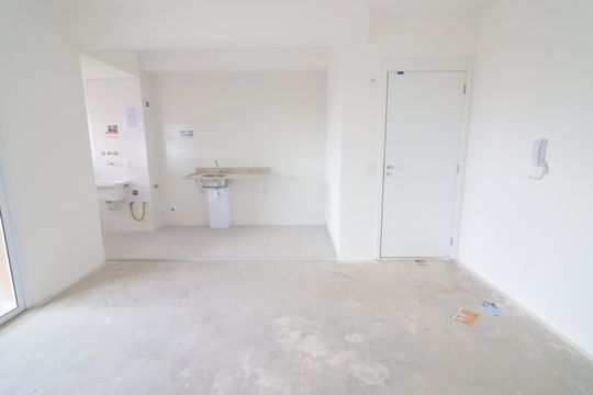 Sala de apartamento à venda com 2 quartos, 50m² em Vila Osasco, Osasco