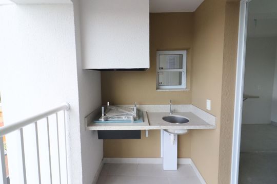 Varanda de apartamento para alugar com 2 quartos, 50m² em Vila Osasco, Osasco