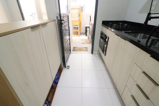 Cozinha de apartamento à venda com 2 quartos, 48m² em Centro, Osasco