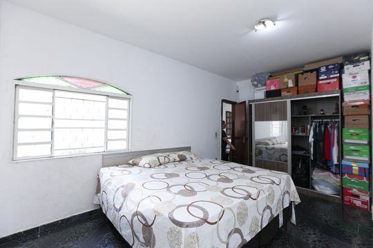 Casa para alugar com 3 quartos, 170m² em Teixeira Dias, Belo Horizonte
