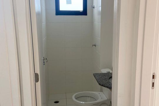Banheiro de apartamento para alugar com 2 quartos, 45m² em Vila Aquilino, Santo André