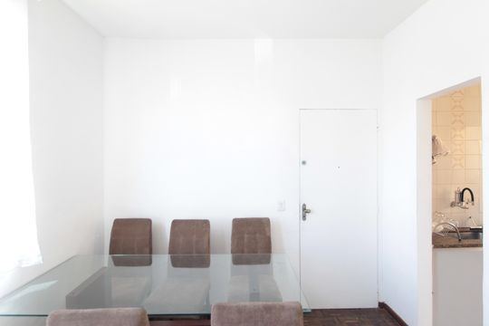 Sala de apartamento à venda com 2 quartos, 69m² em Santa Amelia, Belo Horizonte