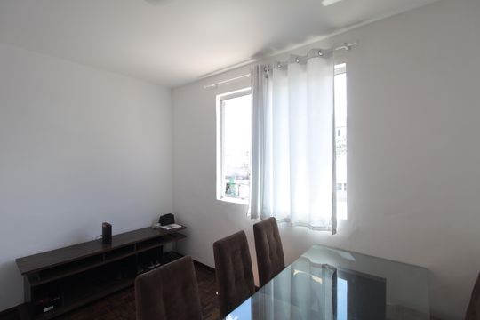 Sala de apartamento à venda com 2 quartos, 69m² em Santa Amelia, Belo Horizonte