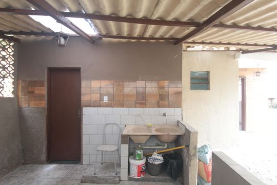 Área de Serviço de casa à venda com 3 quartos, 300m² em Glória, Belo Horizonte