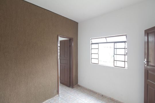 Sala de casa à venda com 3 quartos, 300m² em Glória, Belo Horizonte
