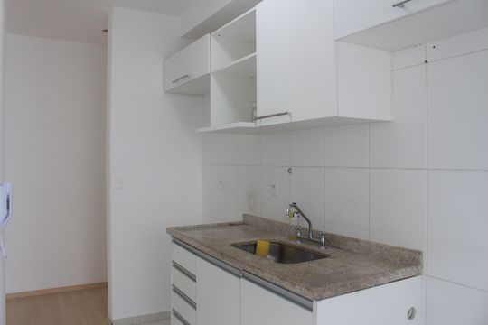 Cozinha de apartamento à venda com 2 quartos, 60m² em Santa Paula, São Caetano do Sul