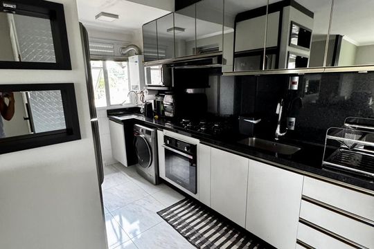 Apartamento à venda com 3 quartos, 69m² em Teresópolis, Porto Alegre