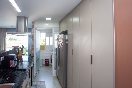Cozinha de apartamento à venda com 2 quartos, 78m² em Centro, Diadema