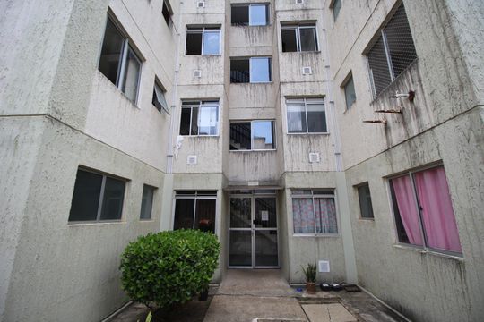 Fachada do bloco de apartamento à venda com 2 quartos, 42m² em Mário Quintana, Porto Alegre