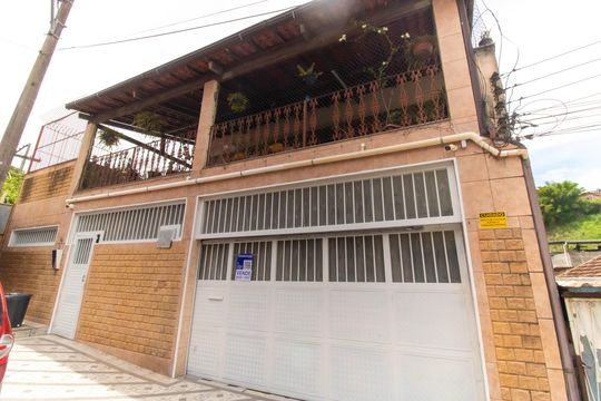 Fachada de casa para alugar com 8 quartos, 360m² em Fonseca, Niterói