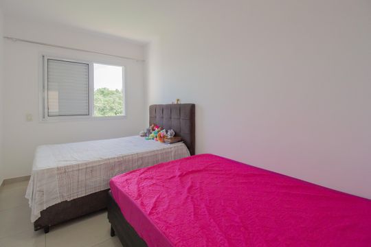 Quarto 1 de apartamento para alugar com 2 quartos, 55m² em Jardim Nilza Miranda, Mauá