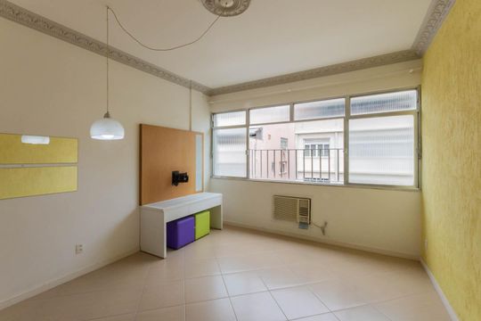 Sala de apartamento à venda com 2 quartos, 72m² em Tijuca, Rio de Janeiro