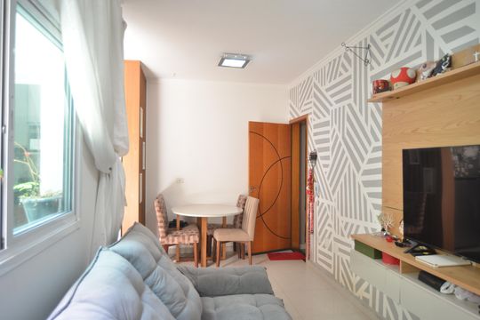 Apartamento à venda com 2 quartos, 62m² em Vila Gilda, Santo André