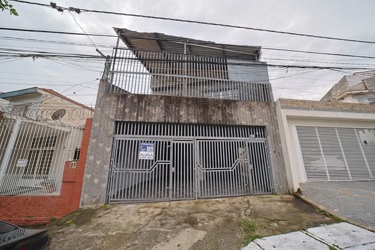 Fachada de casa para alugar com 3 quartos, 120m² em Engenheiro Goulart, São Paulo