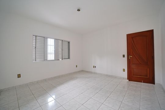 Quarto 1 de casa para alugar com 3 quartos, 120m² em Engenheiro Goulart, São Paulo