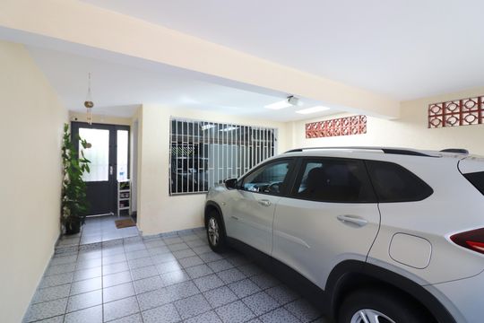 Garagem de casa à venda com 5 quartos, 191m² em Anchieta, São Bernardo do Campo