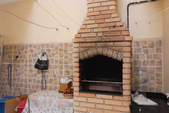 Churrasqueira de casa à venda com 5 quartos, 191m² em Anchieta, São Bernardo do Campo