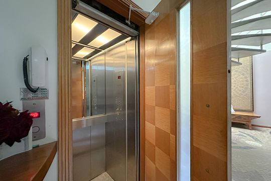 Elevador de casa à venda com 3 quartos, 399m² em Barra Funda, São Paulo
