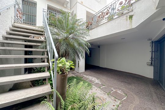 Garagem de casa à venda com 3 quartos, 399m² em Barra Funda, São Paulo
