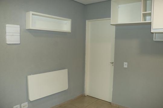 Casa para alugar com 1 quarto, 35m² em Jardim Santo Antonio, Embu das Artes