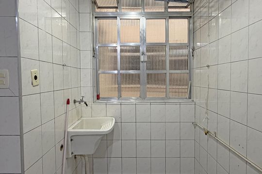 Cozinha e Área de Serviço de apartamento para alugar com 2 quartos, 70m² em Pompéia, Santos