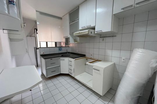 Cozinha de apartamento à venda com 2 quartos, 92m² em Cidade São Francisco, São Paulo