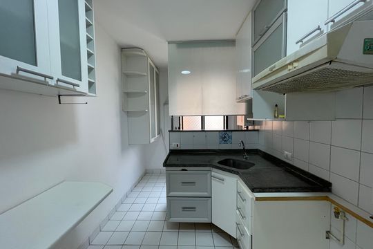 Cozinha de apartamento à venda com 2 quartos, 92m² em Cidade São Francisco, São Paulo