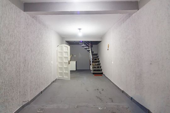 Garagem de casa para alugar com 1 quarto, 60m² em Jardim Primeiro de Maio (chacara Fazendinha), Osasco