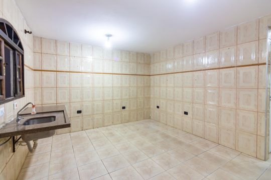 Cozinha de casa para alugar com 1 quarto, 60m² em Jardim Primeiro de Maio (chacara Fazendinha), Osasco