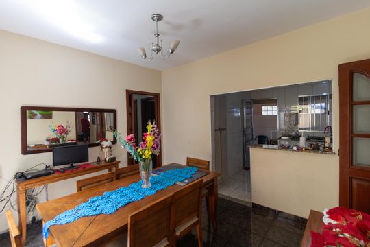 Sala de Jantar de casa à venda com 3 quartos, 250m² em Jardim Yeda, Campinas