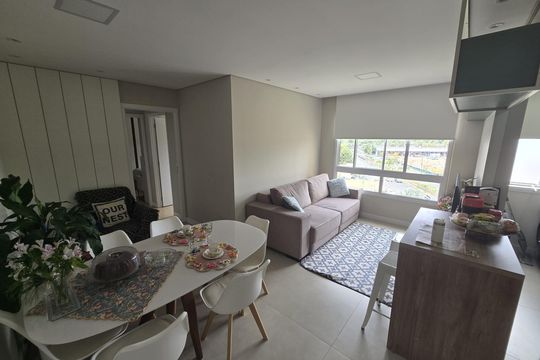 Apartamento à venda com 2 quartos, 60m² em Marechal Rondon, Canoas