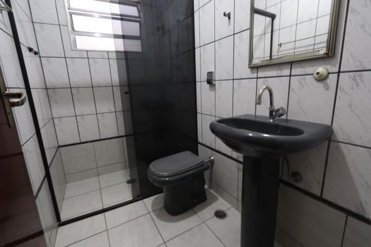 Banheiro Social de casa à venda com 4 quartos, 135m² em Vila Nova, São Paulo
