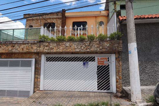 Garagem de casa à venda com 4 quartos, 135m² em Vila Nova, São Paulo