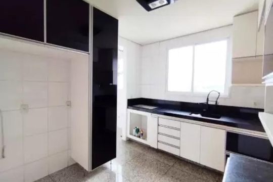 Apartamento para alugar com 4 quartos, 214m² em Castelo, Belo Horizonte