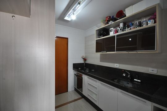 Cozinha de apartamento à venda com 2 quartos, 56m² em Vila Medeiros, São Paulo