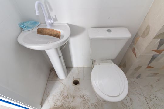 Banheiro de apartamento para alugar com 2 quartos, 40m² em Vila Jacuí, São Paulo