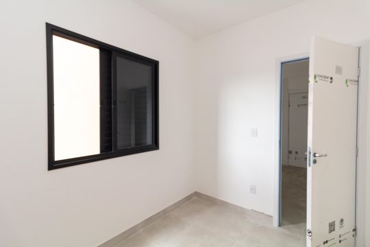 Quarto 1 de apartamento à venda com 2 quartos, 40m² em Vila Jacuí, São Paulo