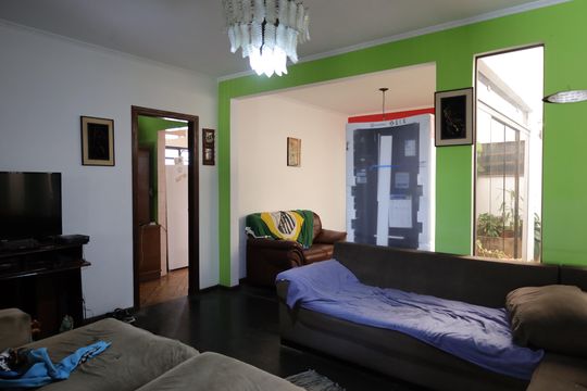 Casa à venda com 3 quartos, 250m² em Jardim Consorcio, São Paulo