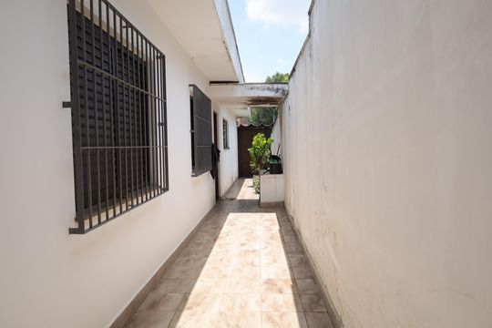 Casa à venda com 3 quartos, 250m² em Jardim Consorcio, São Paulo