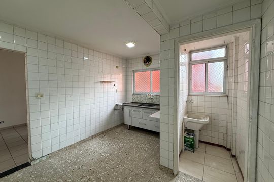 Cozinha de apartamento à venda com 2 quartos, 76m² em Vila Buarque, São Paulo