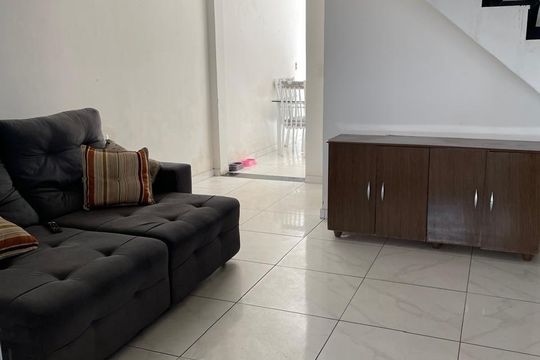 Casa para alugar com 3 quartos, 180m² em Jardim Casa Branca, Betim