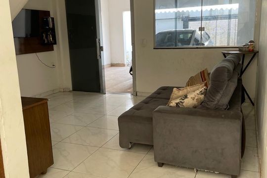 Casa para alugar com 3 quartos, 180m² em Jardim Casa Branca, Betim