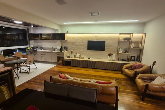 Apartamento à venda com 3 quartos, 130m² em Ingá, Niterói