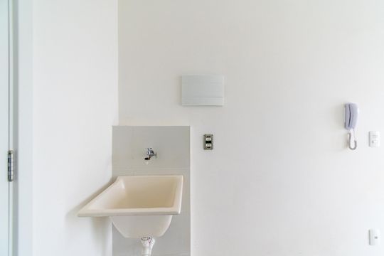 Área de Serviço de apartamento para alugar com 1 quarto, 27m² em Jardim Itacolomi, São Paulo