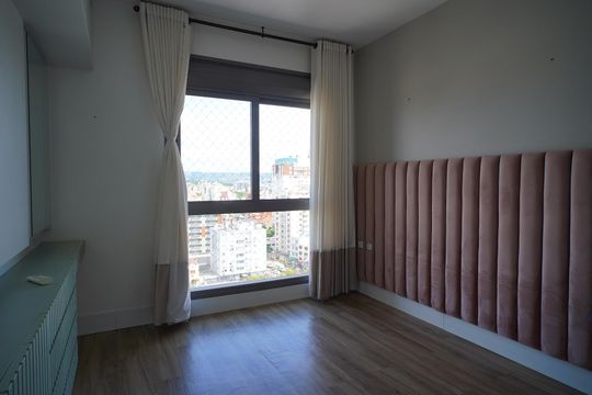 Quarto de apartamento para alugar com 1 quarto, 73m² em Centro Histórico, Porto Alegre