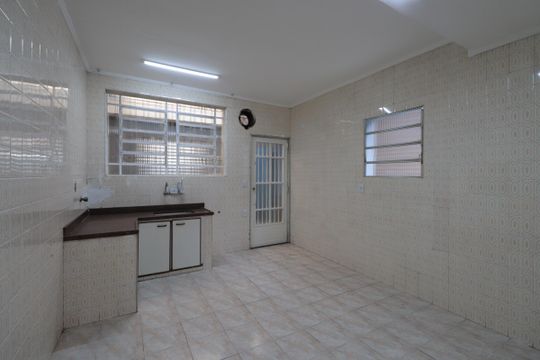 Cozinha de casa para alugar com 2 quartos, 90m² em Vila Nova Manchester, São Paulo